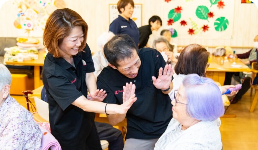 最前線で活躍中の現役スタッフが講師